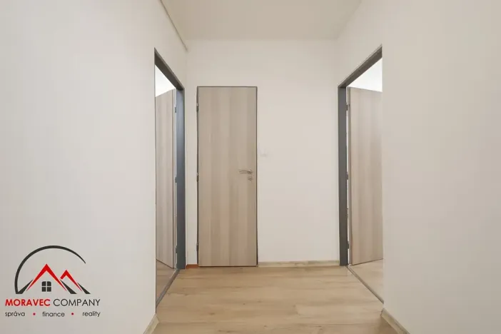 Pronájem bytu 1+1, Ostrava, Newtonova, 41 m2