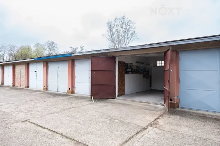 Prodej garáže, Brno, Třískalova, 19 m2