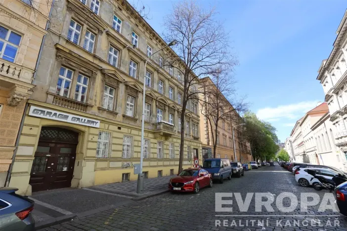 Pronájem bytu 3+1, Praha - Karlín, Vítkova, 98 m2