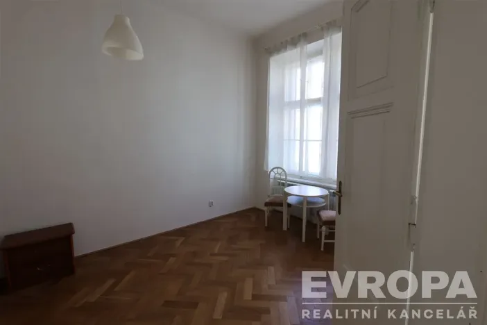 Pronájem bytu 3+1, Praha - Karlín, Vítkova, 98 m2