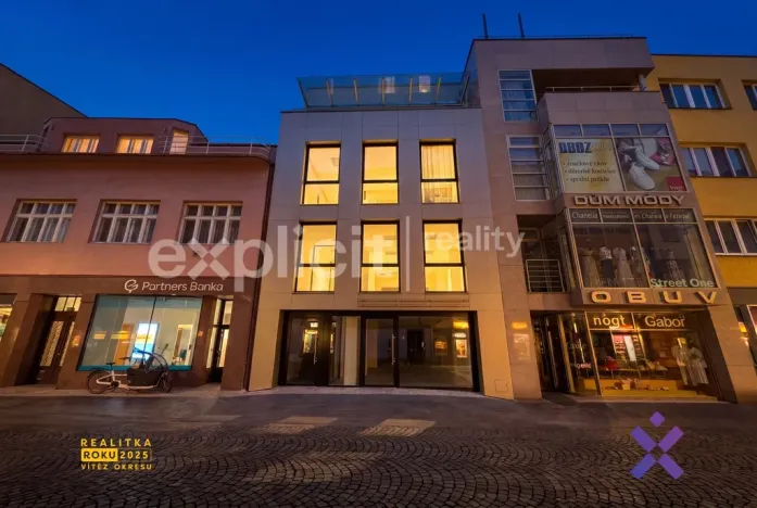 Pronájem kanceláře, Zlín, Rašínova, 108 m2