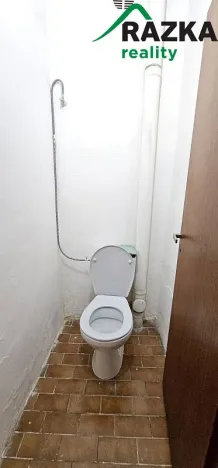 Prodej rodinného domu, Chodová Planá, 355 m2