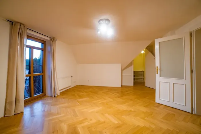 Pronájem rodinného domu, Praha - Nebušice, Malý dvůr, 250 m2