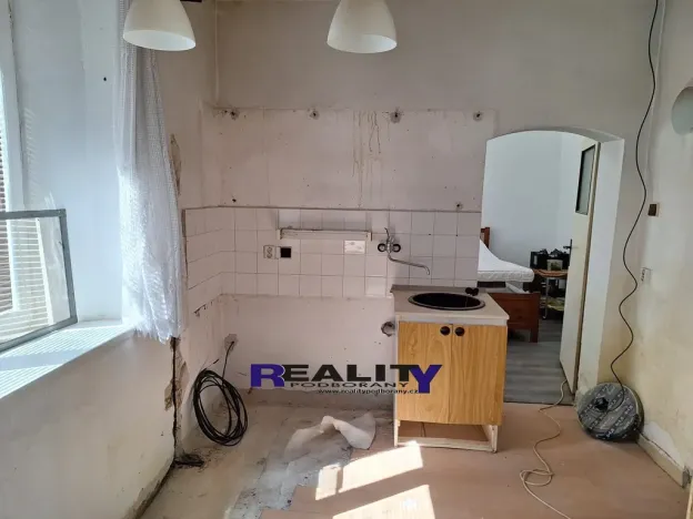 Prodej rodinného domu, Nepomyšl, 349 m2