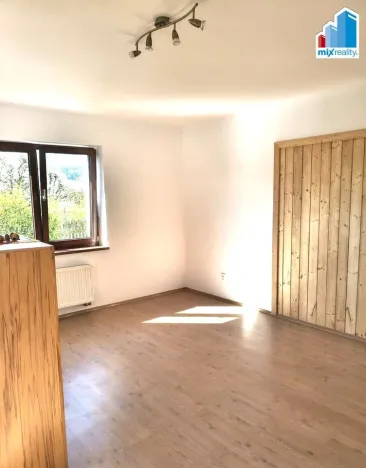 Pronájem bytu 3+1, Klatovy - Tupadly, 145 m2