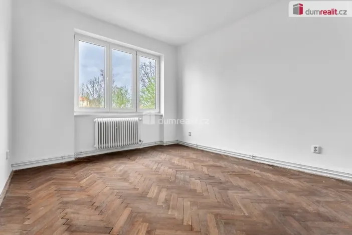 Prodej bytu 4+1, Plesná, 5. května, 79 m2