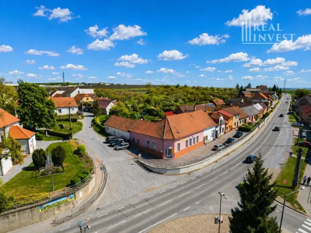 Prodej rodinného domu, Starovičky, 480 m2