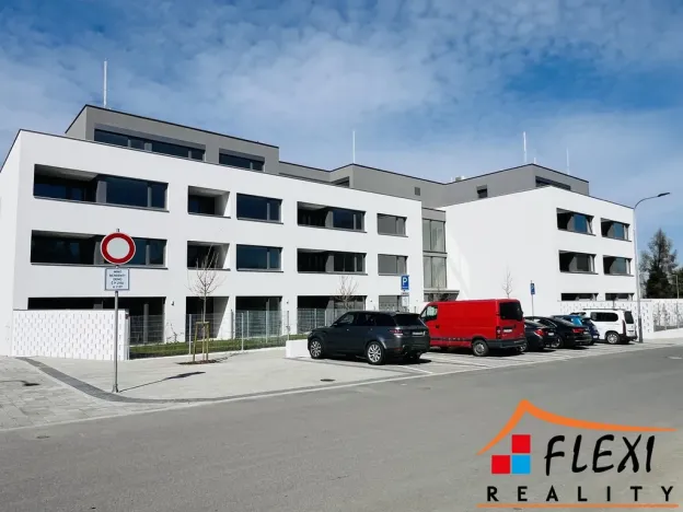 Pronájem bytu 2+kk, Ostrava, U Hájenky, 56 m2