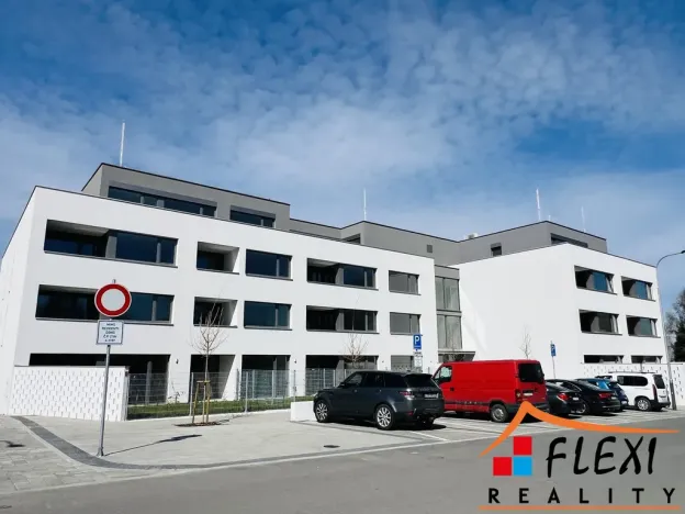 Pronájem bytu 2+kk, Ostrava, U Hájenky, 56 m2