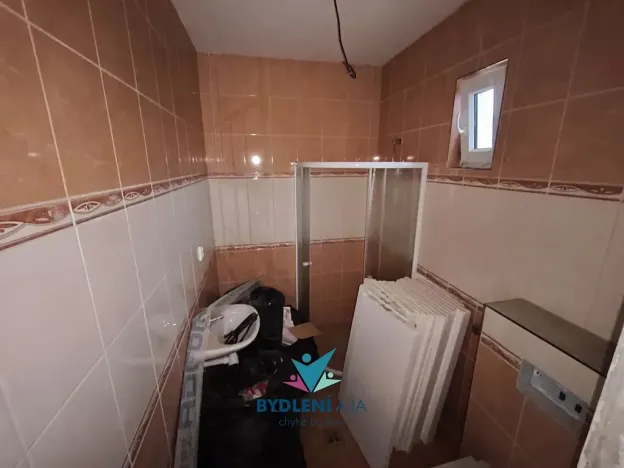 Prodej rodinného domu, Modlany, 150 m2