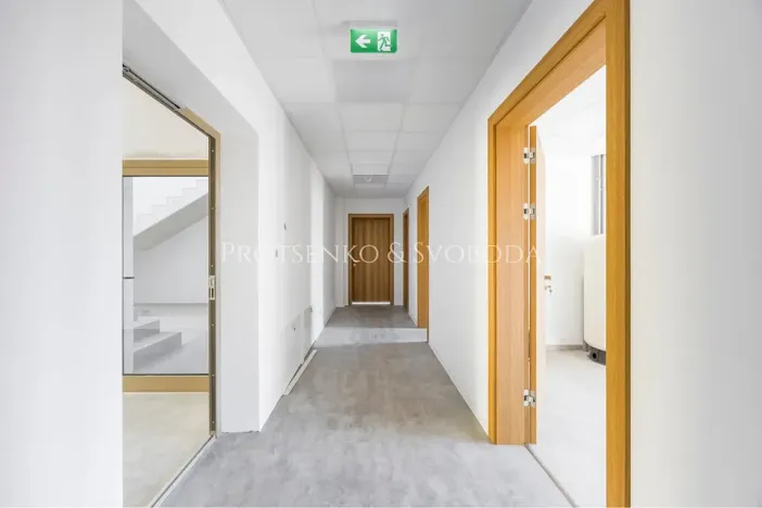 Pronájem kanceláře, Velká Bíteš, 270 m2