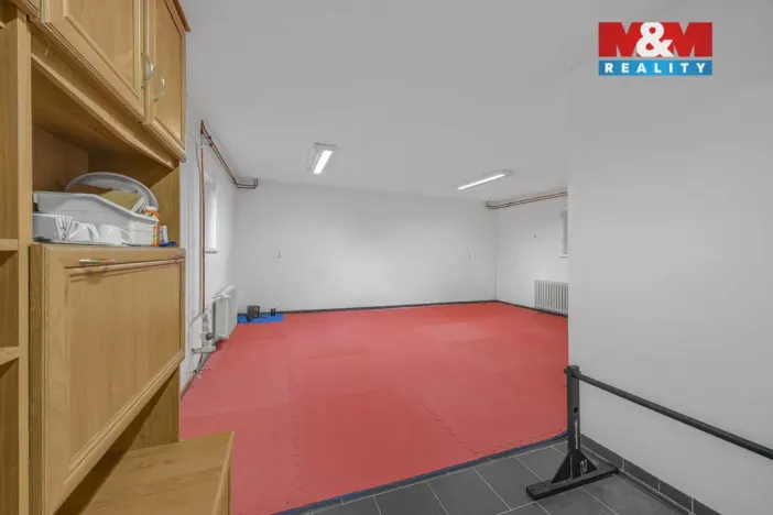 Prodej obchodního prostoru, Hradec Králové - Pražské Předměstí, Seydlerova, 195 m2