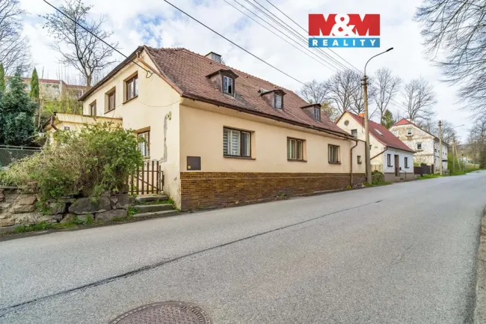 Prodej rodinného domu, Hejnice, P. Bezruče, 200 m2