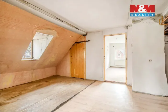 Prodej rodinného domu, Hejnice, P. Bezruče, 200 m2