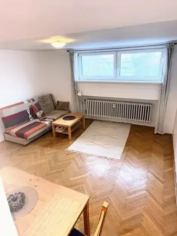 Prodej bytu 2+kk, Praha - Bubeneč, Lotyšská, 38 m2