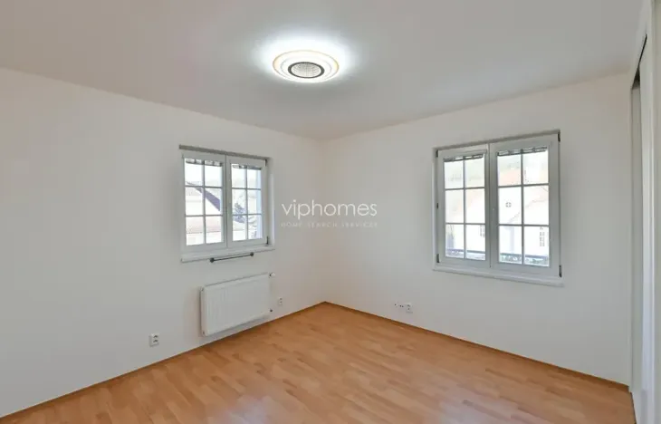 Pronájem rodinného domu, Praha - Nebušice, Na Malé Šárce, 360 m2