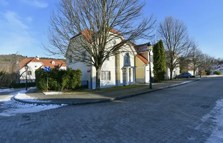 Pronájem rodinného domu, Praha - Nebušice, Na Malé Šárce, 360 m2