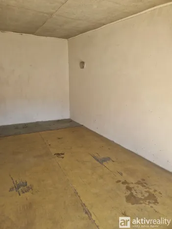 Pronájem garáže, Neratovice, U Závor, 19 m2