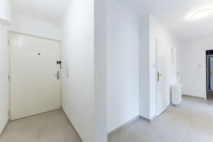 Pronájem bytu 2+1, Praha - Vinohrady, Italská, 59 m2