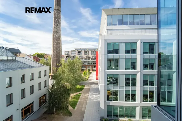 Prodej bytu 2+1, Praha - Karlín, Pernerova, 62 m2