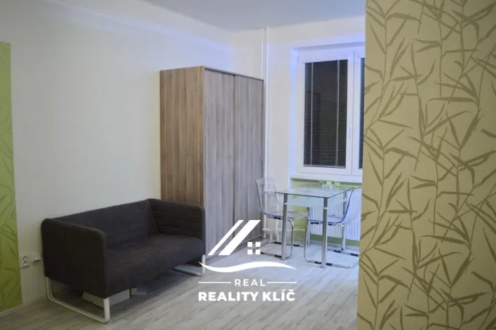 Pronájem bytu 1+kk, Ostrava, Španielova, 21 m2