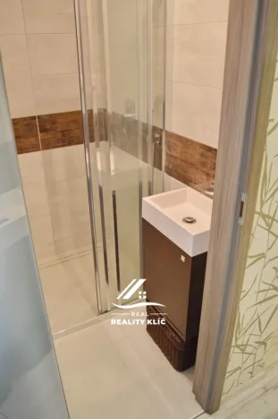 Pronájem bytu 1+kk, Ostrava, Španielova, 21 m2