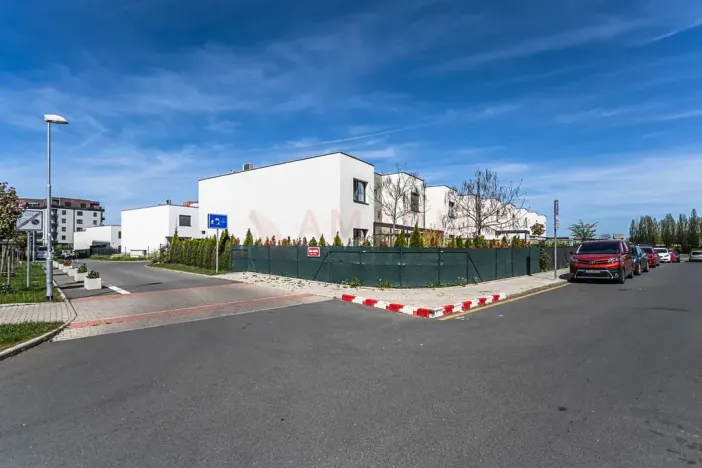 Prodej rodinného domu, Praha - Letňany, Jana Vlčka, 143 m2