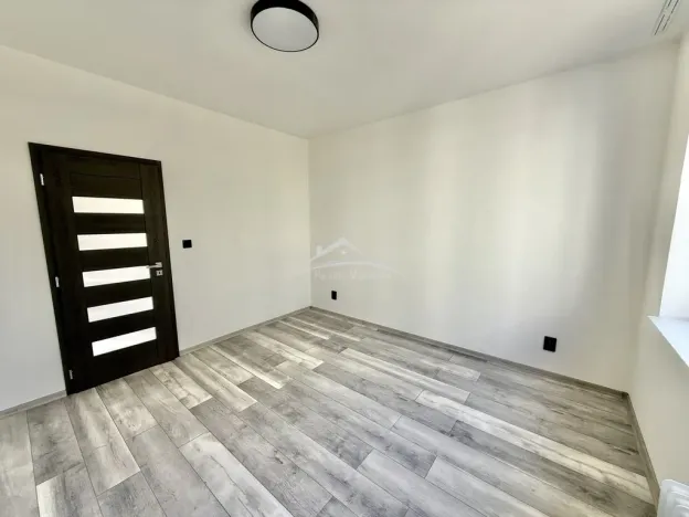 Pronájem bytu 3+1, Tábor, Kpt. Jaroše, 63 m2