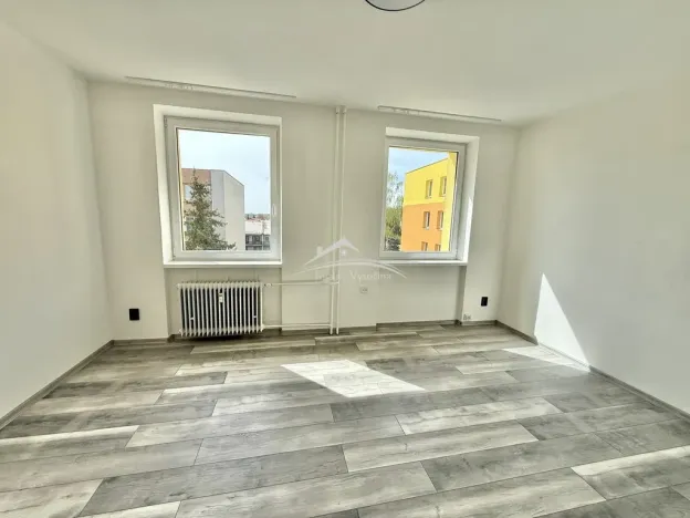 Pronájem bytu 3+1, Tábor, Kpt. Jaroše, 63 m2