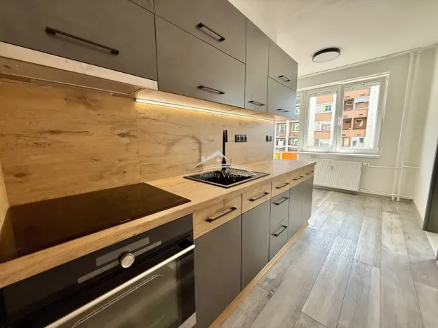 Prodej bytu 3+1, Tábor, Kpt. Jaroše, 63 m2