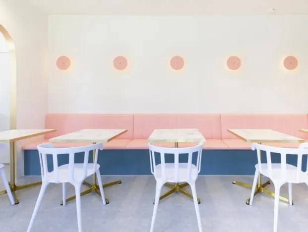 Pronájem restaurace, Praha - Nové Město, náměstí Republiky, 56 m2