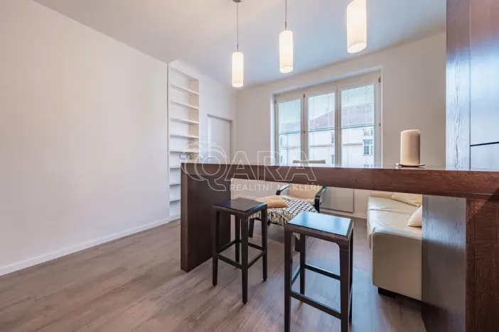 Pronájem bytu 2+kk, Praha - Vysočany, Novovysočanská, 48 m2