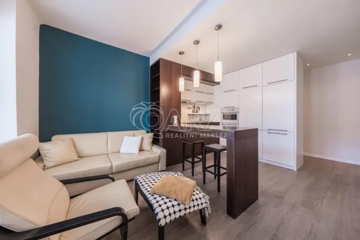 Pronájem bytu 2+kk, Praha - Vysočany, Novovysočanská, 48 m2