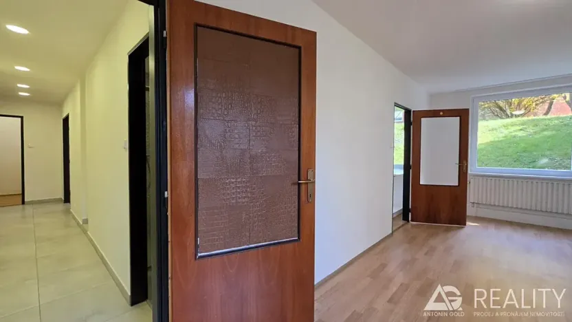 Prodej bytu 2+1, Praha - Dejvice, Krohova, 76 m2