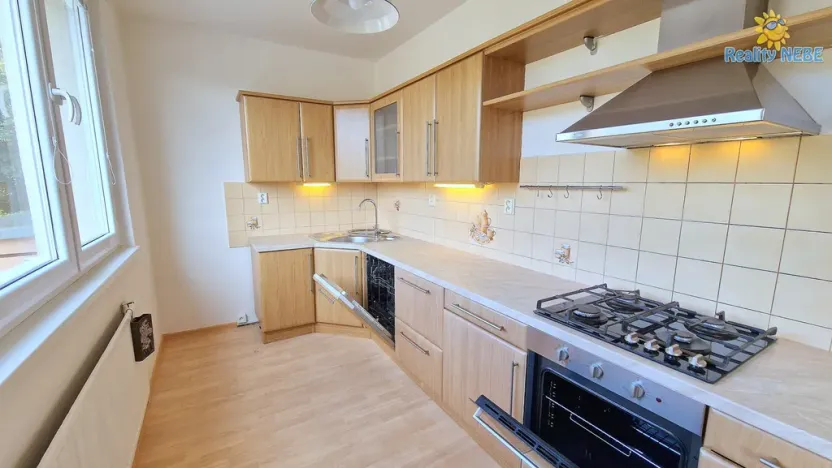 Pronájem bytu 4+1, Praha - Miškovice, Na Kačence, 80 m2