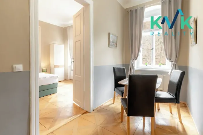 Prodej bytu 3+1, Karlovy Vary, Mariánskolázeňská, 69 m2