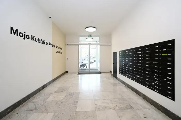 Pronájem bytu 1+kk, Praha - Vršovice, Kubánské náměstí, 19 m2