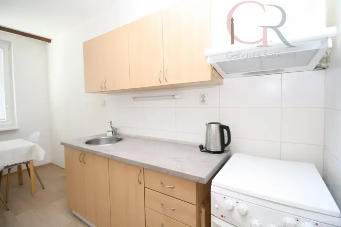 Pronájem bytu 3+1, Praha - Hostivař, Vajdova, 76 m2