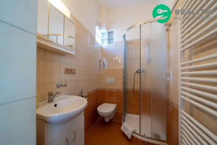 Prodej ubytování, Brandýs nad Orlicí, Husova, 340 m2