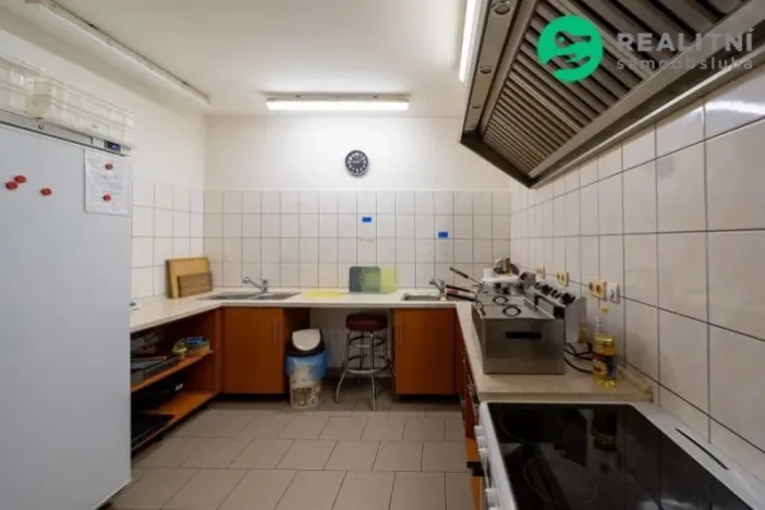 Prodej ubytování, Brandýs nad Orlicí, Husova, 340 m2