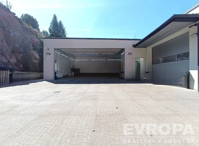 Pronájem výrobních prostor, Nová Paka, okres jičín, 200 m2