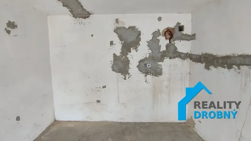 Prodej garáže, Lom, Vrchlického, 21 m2