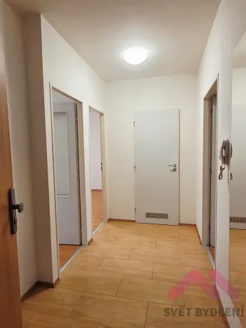 Pronájem bytu 3+1, Praha - Krč, Milevská, 63 m2