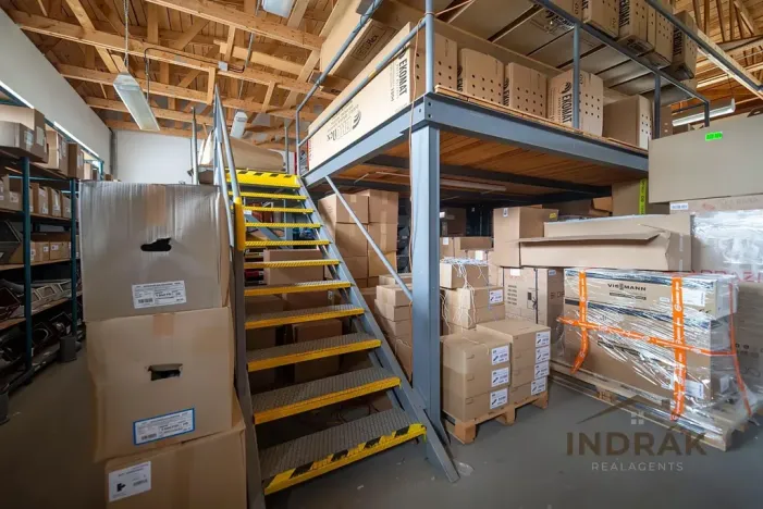 Prodej obchodního prostoru, Nový Jičín, Hřbitovní, 726 m2