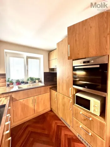 Pronájem bytu 2+1, Teplice, Americká, 56 m2