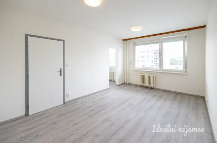 Pronájem bytu 1+kk, Praha - Chodov, Benkova, 29 m2