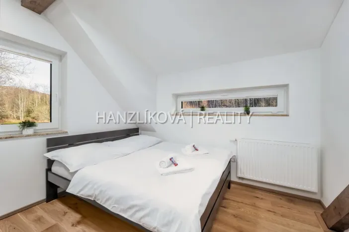 Pronájem chalupy, Horní Planá - Pernek, 156 m2