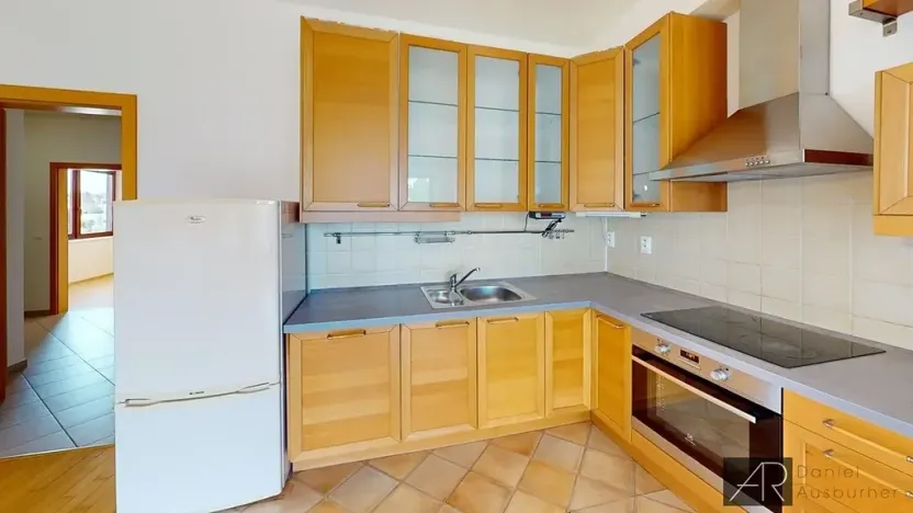 Pronájem bytu 3+kk, Praha - Podolí, Jeremenkova, 84 m2