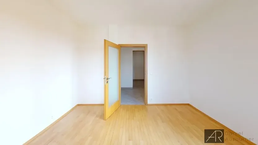 Pronájem bytu 3+kk, Praha - Podolí, Jeremenkova, 84 m2