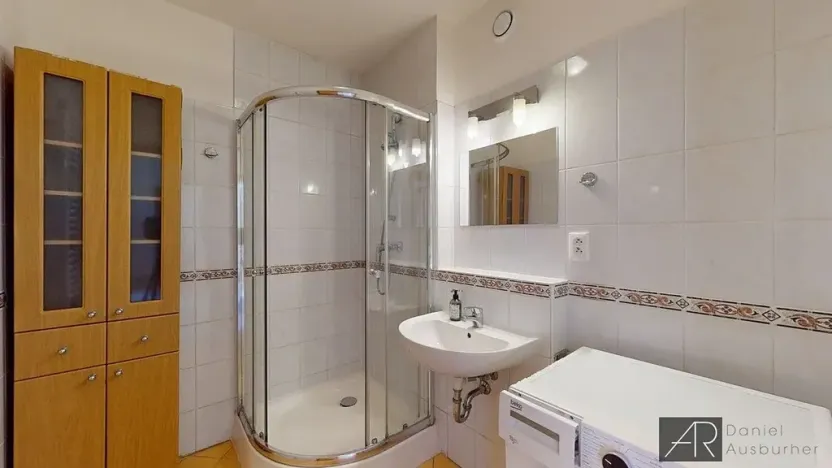 Pronájem bytu 3+kk, Praha - Podolí, Jeremenkova, 84 m2